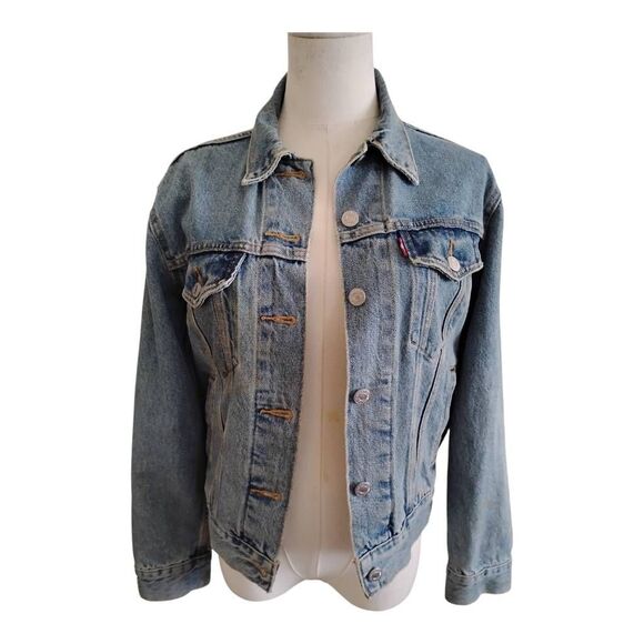 Levi's Jackets & Blazers - Levi's Vintage Denim Trucker Jacket Size XS